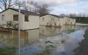 CAMPING TITHOMES Pied dans l'eau