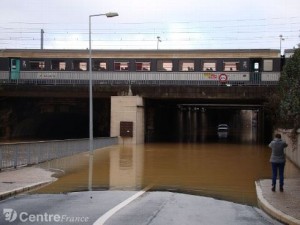inondations-bourges-le-moulon_998265