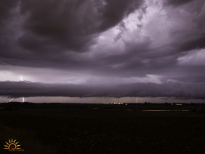 Triple impacts et arcus à l'Ouest de Châteauroux