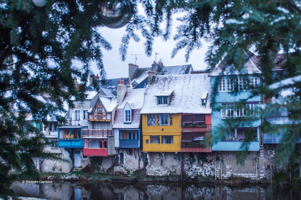 Neige à Argenton-sur-Creuse (Indre -36) le jour de Noel 2025 (25/12/2025)