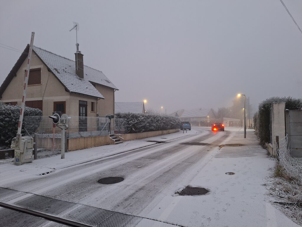 Lucé, Eure-et-Loir (copyright : Romain Kropp / Association Météo Centre - Val de Loire).