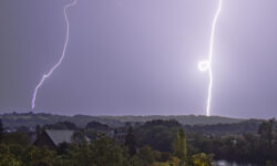 ORAGES ET PLUIE : UNE DERNIÈRE DÉCADE D’AOÛT 2026 À SURVEILLER !