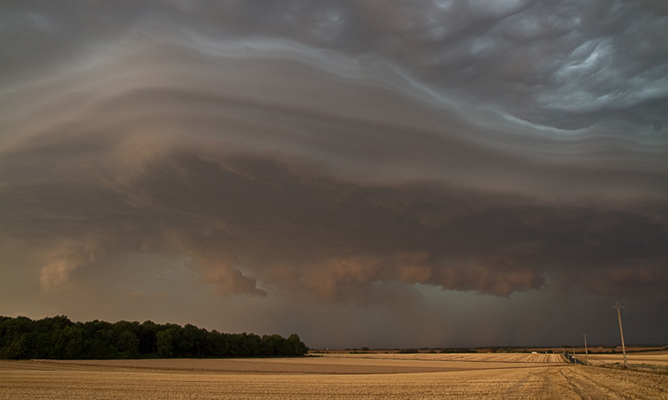 Cumulus arcus dans l'Indre (36)