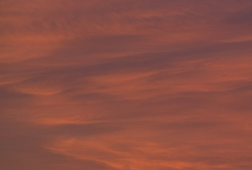 Cirrostratus au couchant du soleil